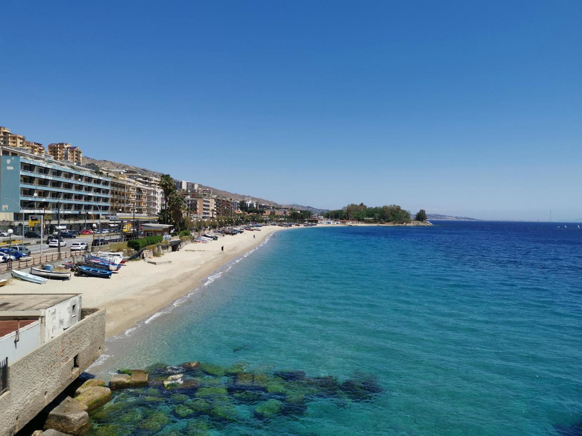 Blu Mediterraneo B&B Messina Exterior photo